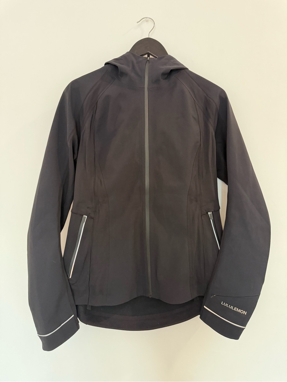 Lululemon Cross Chill Jacket size 8